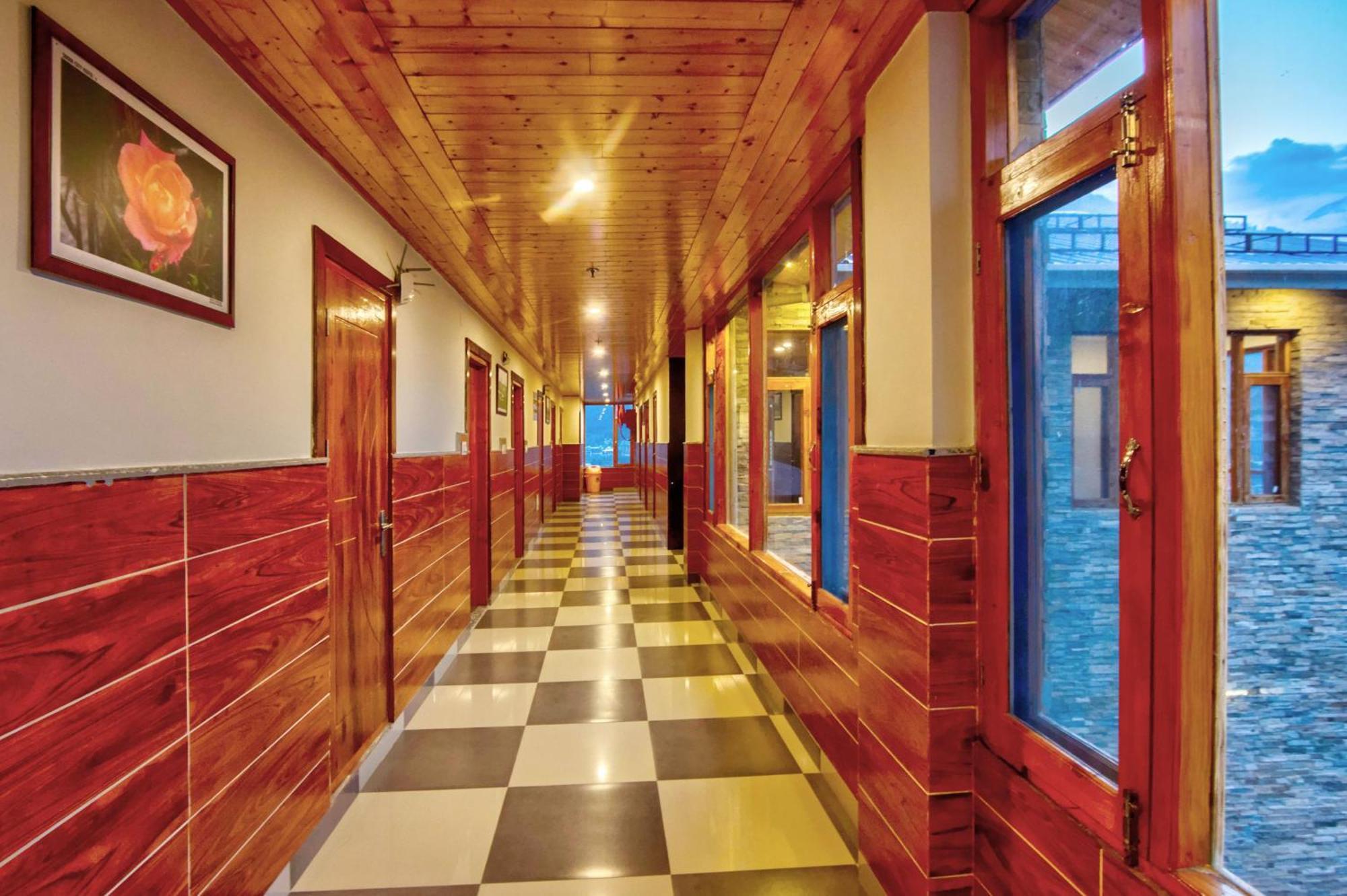 Montana Blues Resort By Snow City Manali  Exterior photo